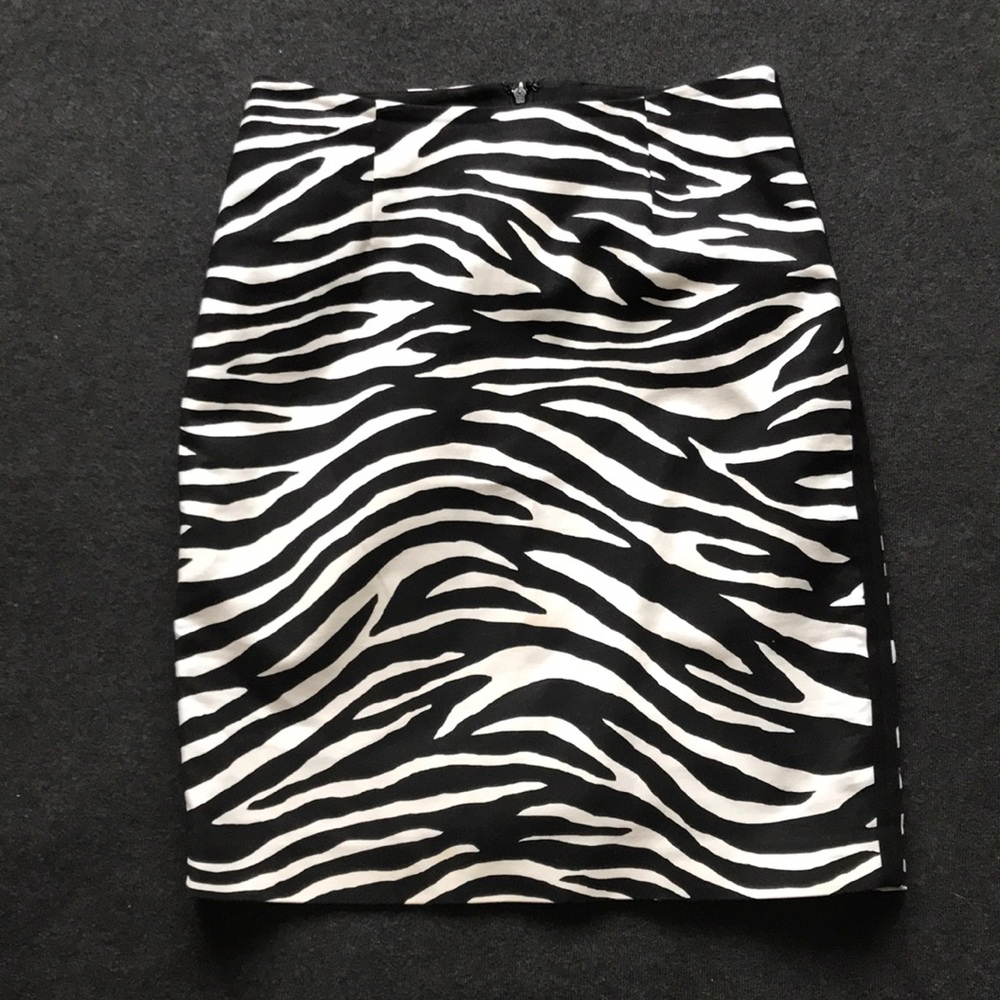 White House Black Market pencil skirt